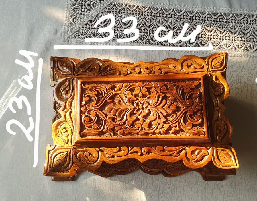 Шкатулка из ореха