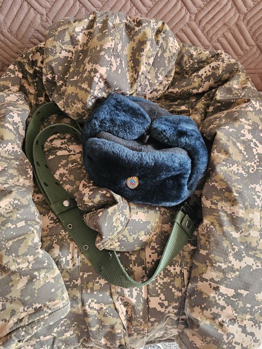 Продам военный бушлат