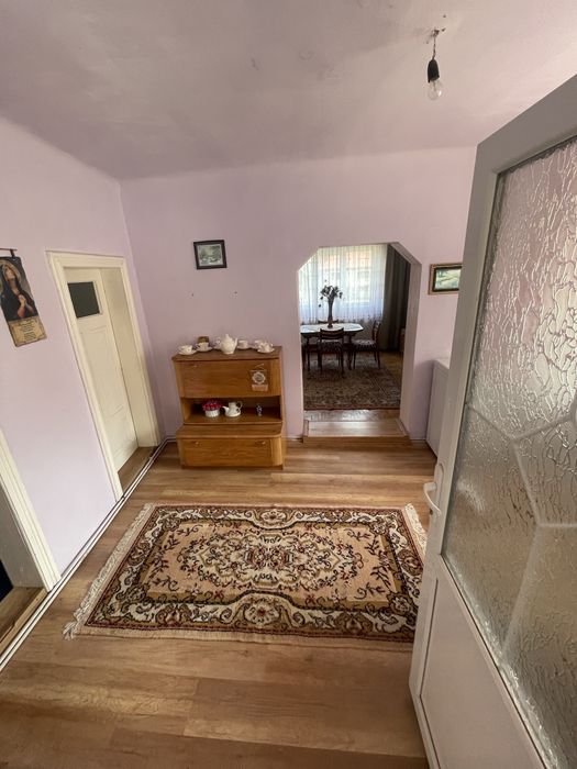 Casă spațioasă cu curte , situata la doar 20 km de Reghin