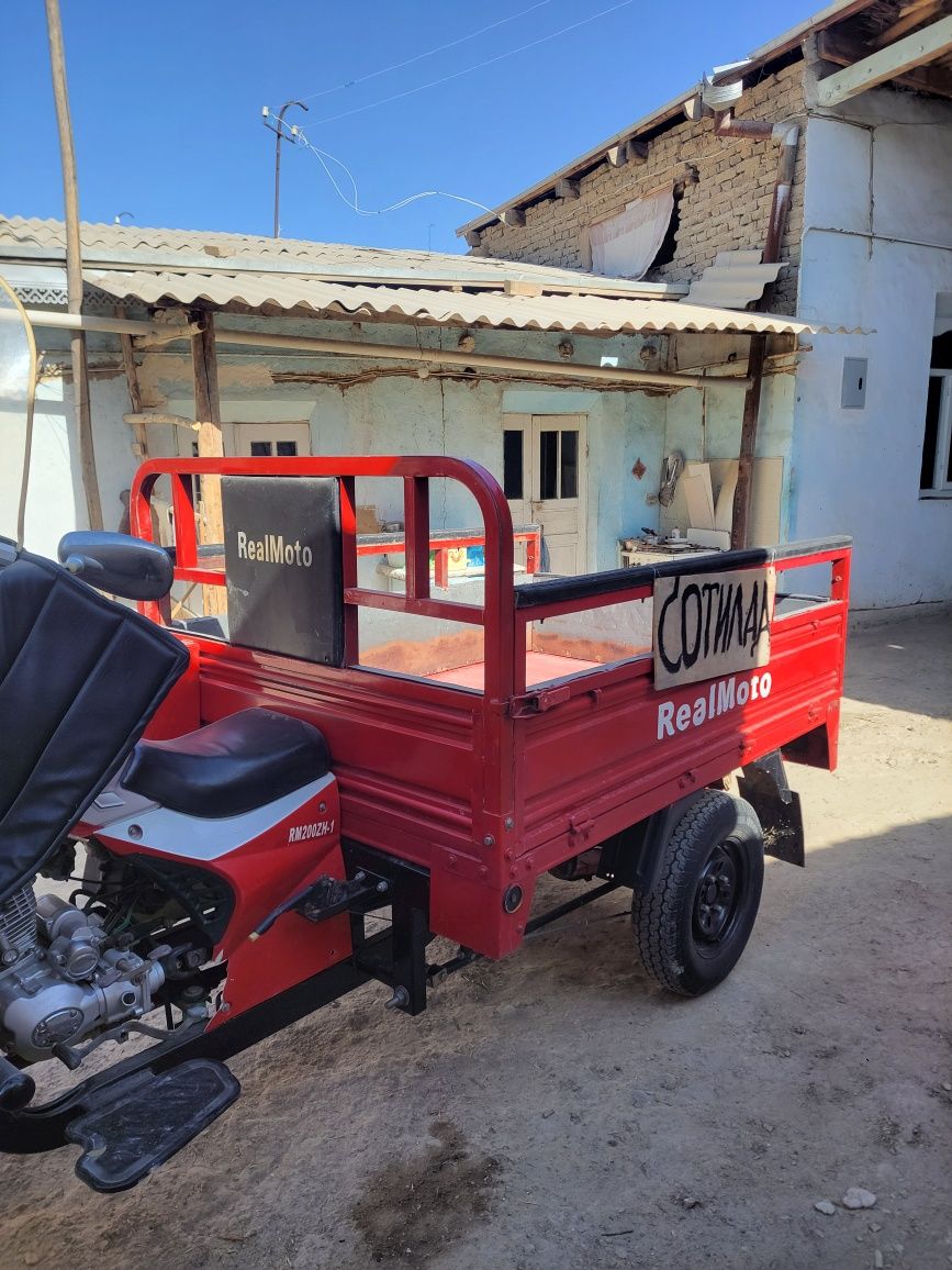 Real moto yili 2020
