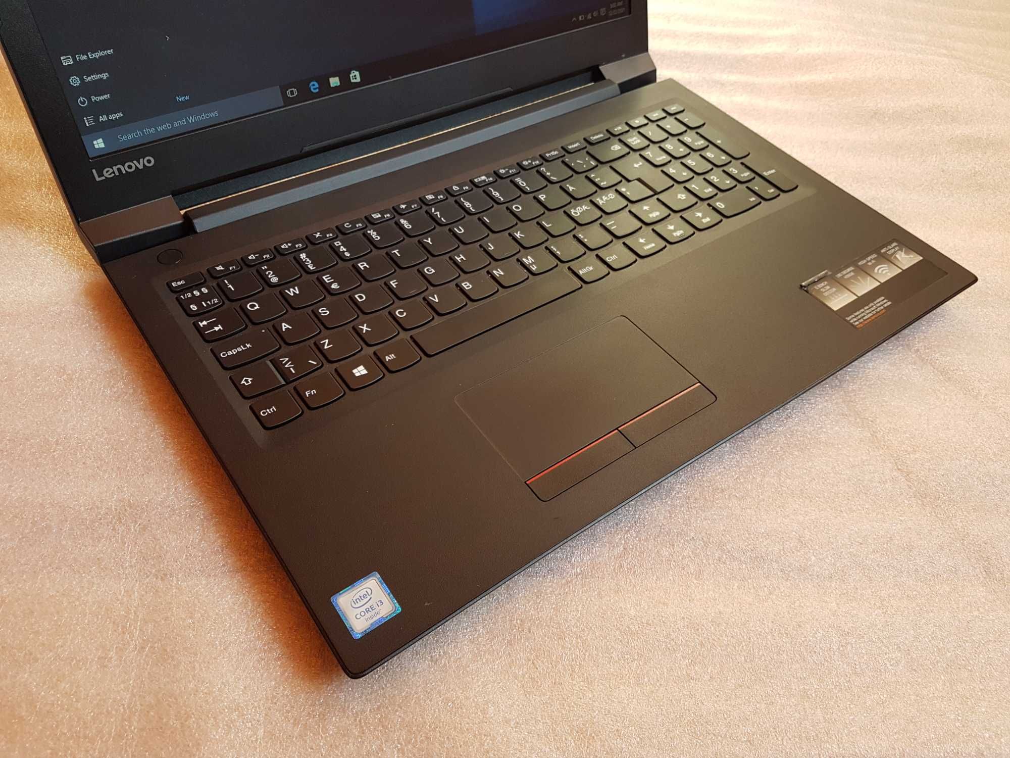 Laptop Lenovo V110 15.6", i3-6006u, 8 GB RAM, SSD 128 GB, bateria 4h