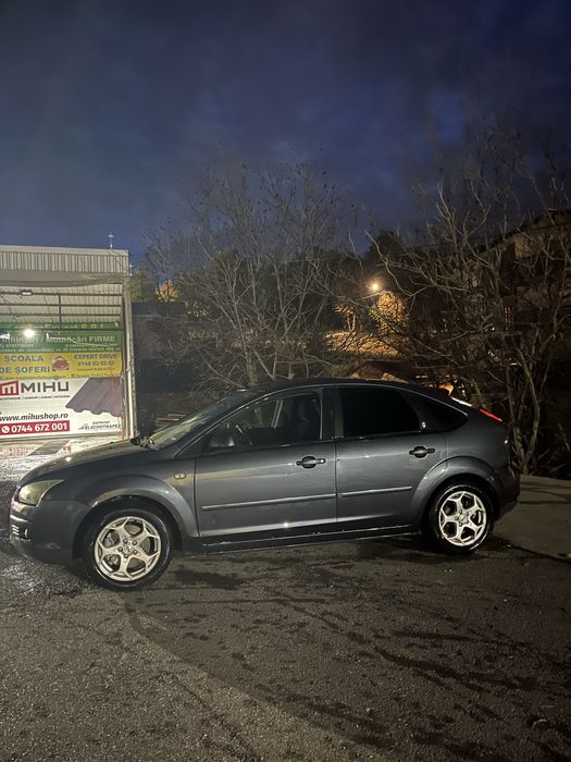 Ford Focus 2.0 TDCI , pachet GHIA!!