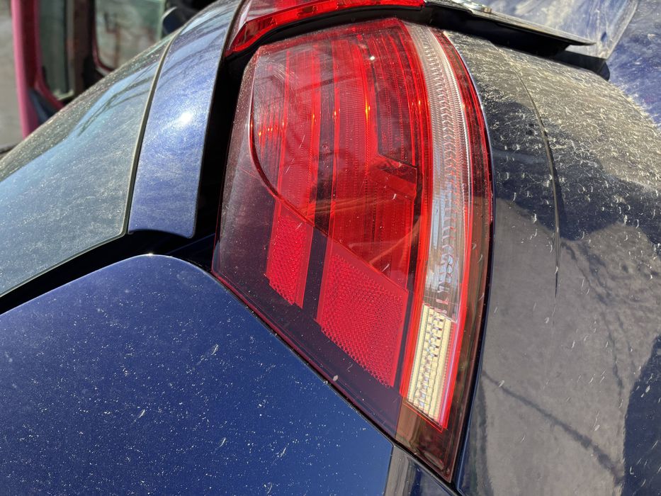 stop stanga aripa volkswagen golf 7 break 1.6 motorina 2017
