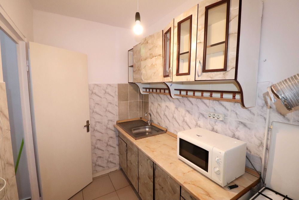 Garsoniera 32 mp, Titan, Str. C-tin Brâncuși, Bl. M13, Parter