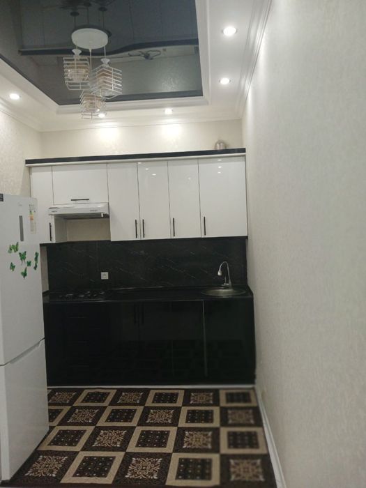 Сдается в аренду квартира. 2 комнаты. 5й этаж. Узбекистанская.