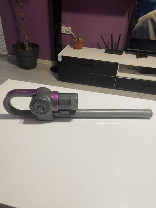 Безжична преносима прахосмукачка с голямо засмукване