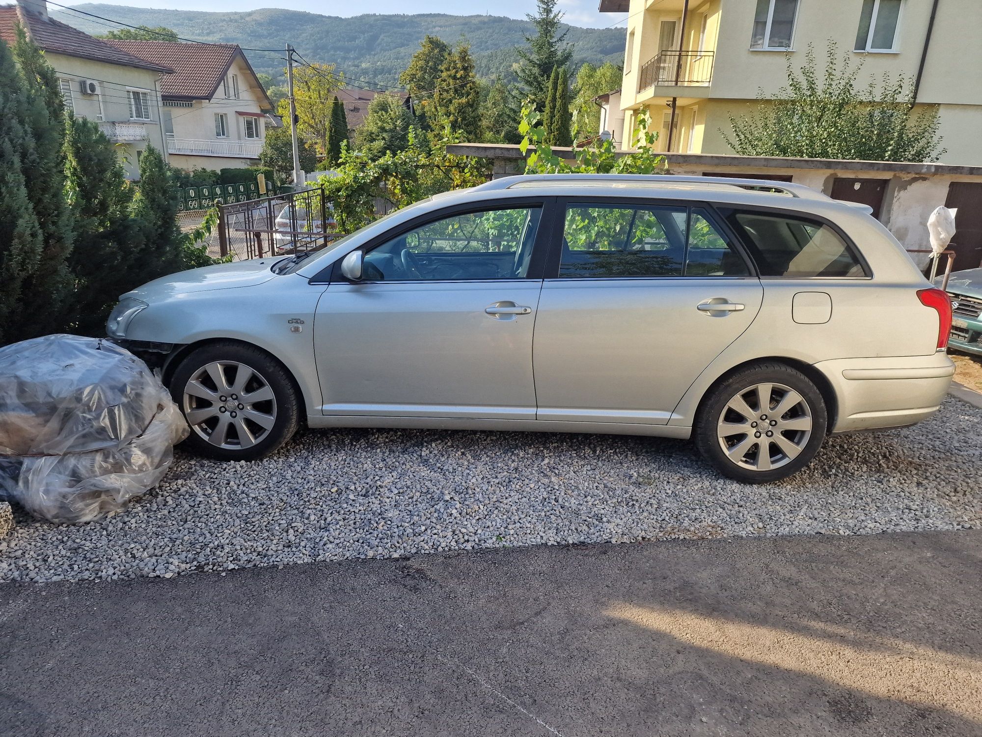 Тойота Авенсис D4D