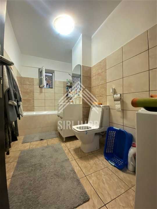 Apartament 3 camere, Apahida, str.Republicii, balcon 23 mp , clasa A