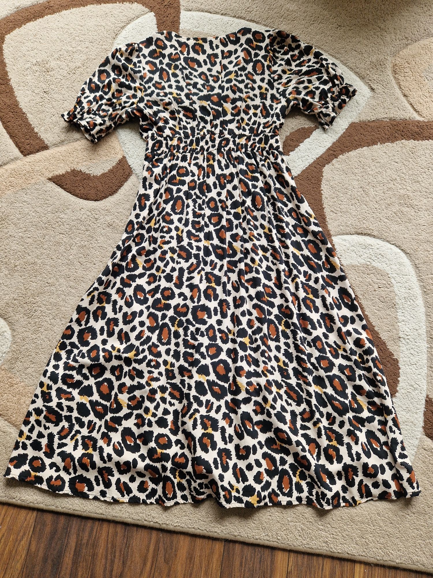 Дамска стилна рокля, размер 38, леопардова рокля размер 36