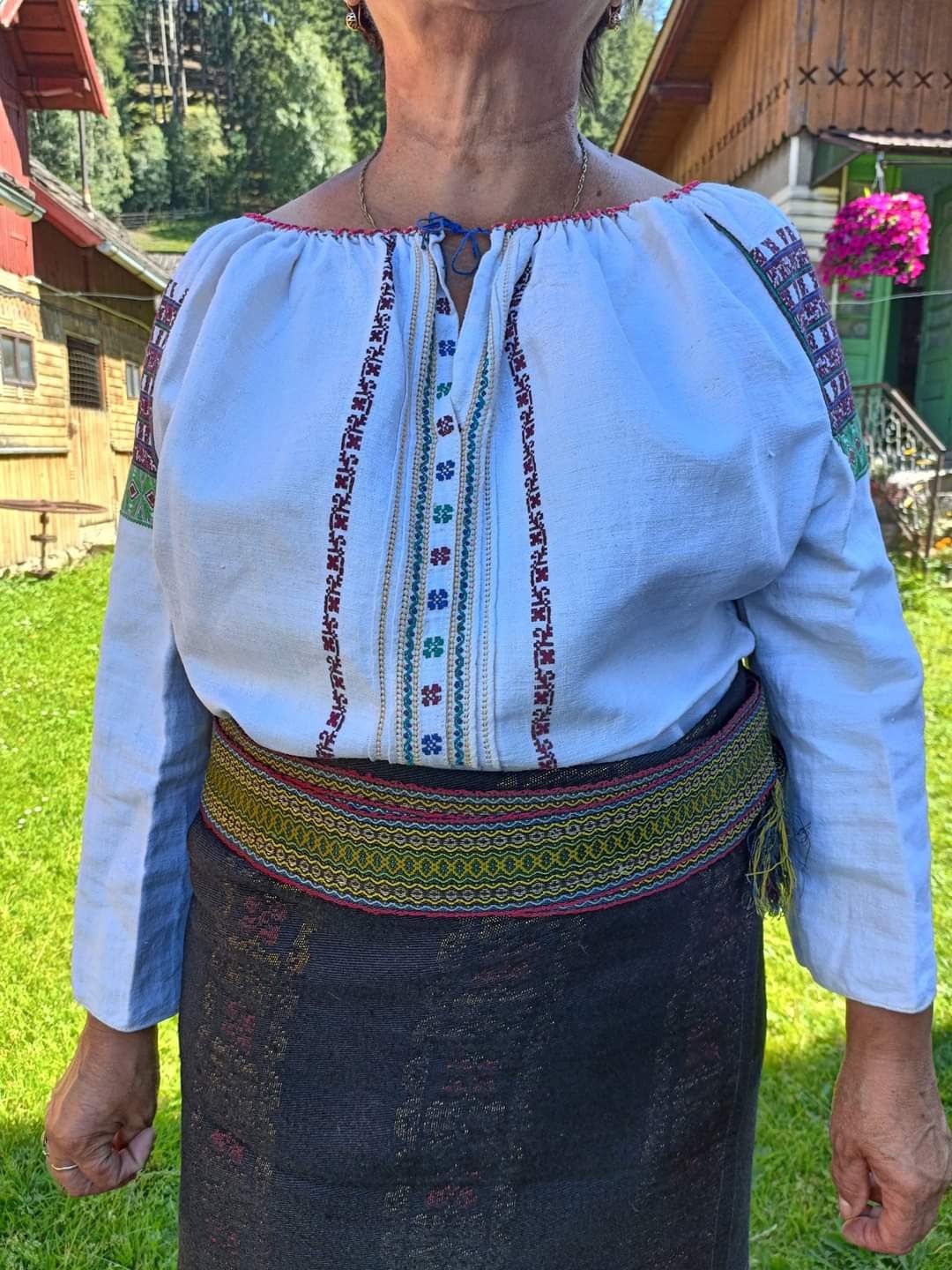 Ie/costum popular/cămașa tradiționala/Bucovina/port popular