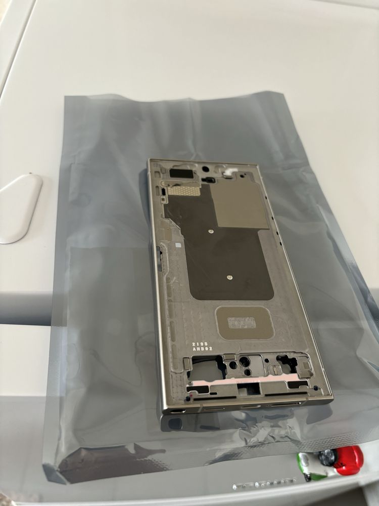 Корпус-Рамка за Samsung galaxy s24 ultra