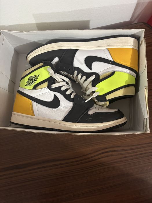 Jordan 1 retro high og volt gold