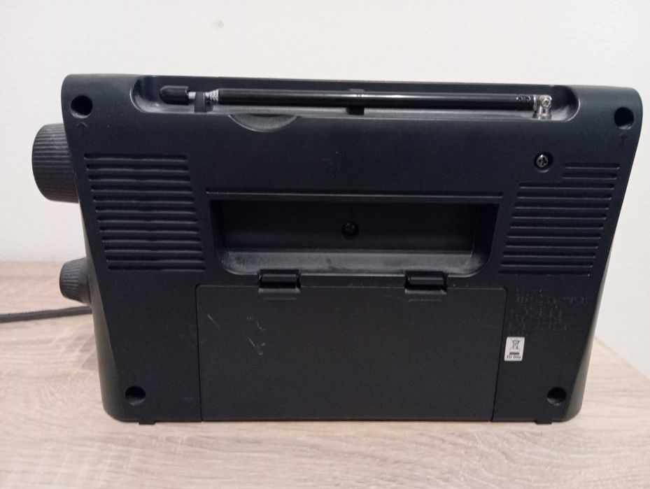 Sony - преносимо радио с цифов тунер