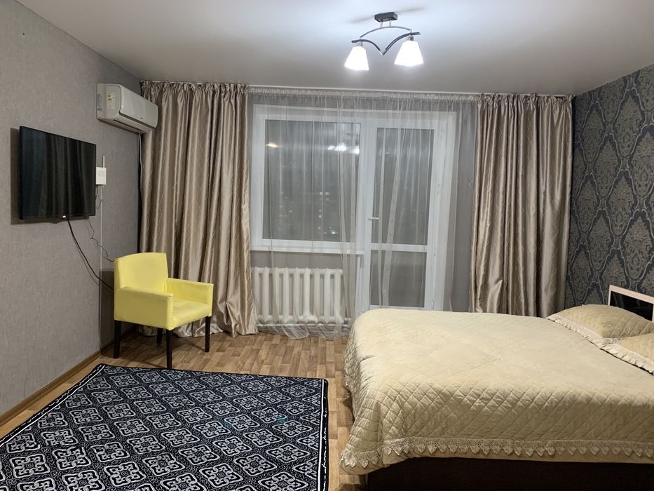 Сдам квартиру район 1000 мелочей.