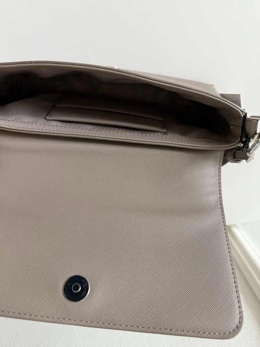 Дамска crossbody чанта Calvin Klein