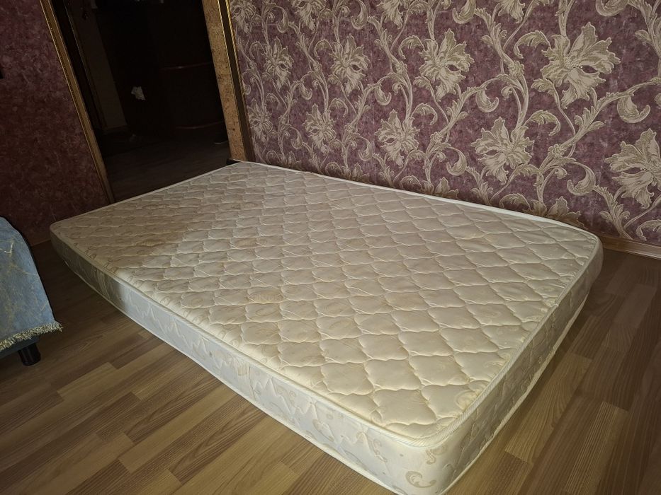 Продам матрас 2000×120