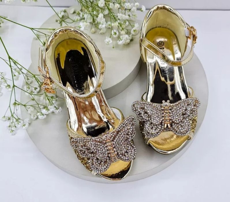 Золотые туфельки на полный 32 размер(20см)