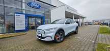 Ford Mustang Mach-E Ford Mustang Mach-E 5 usi Premium 2 motoare, autonomie extinsă 351 CP