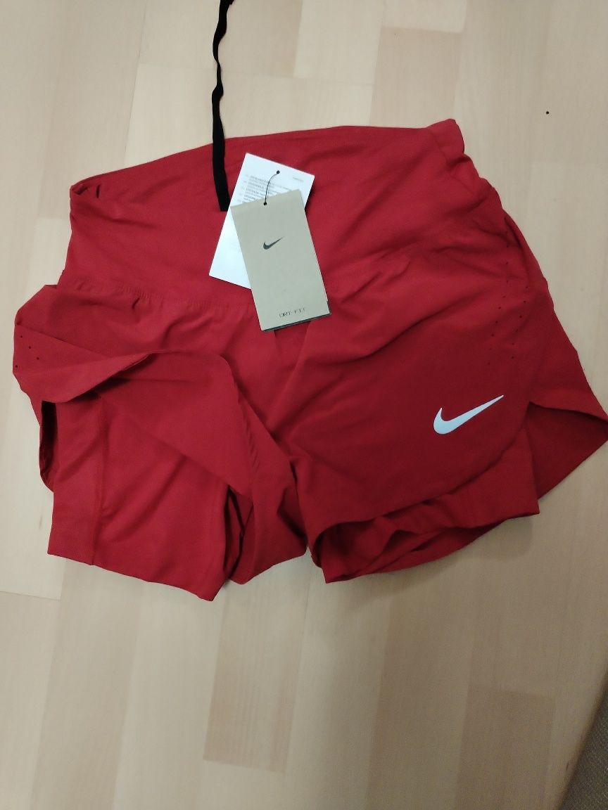 Pantaloni scurți NIKE