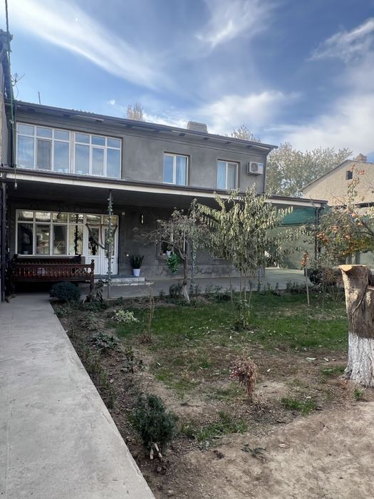 Nazarbekda uy sotiladi !