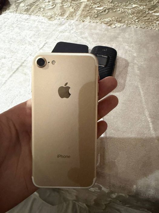 Iphone 7 Gold 32 gb ideal