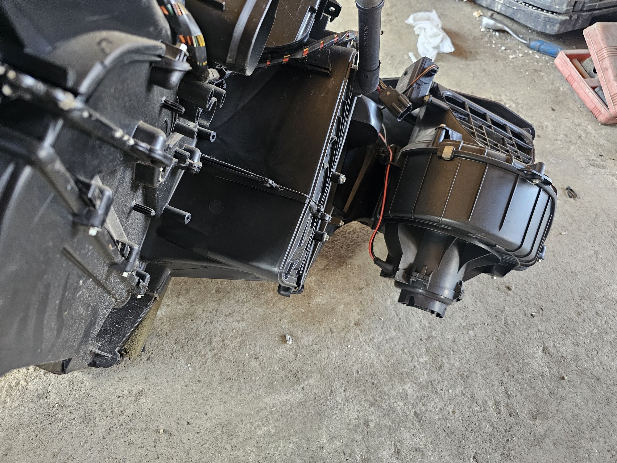 Carcasa aeroterma cu Motoras Opel Astra H 1.7 CDTI an 2004-2010