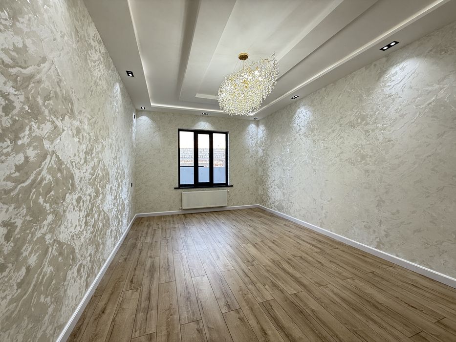 3 соток 8 хона ЕВРО ХОВЛИ сотилади!