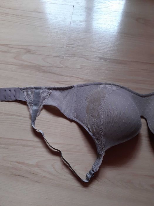 Сутиен Triumph, чисто нов размер- 80D