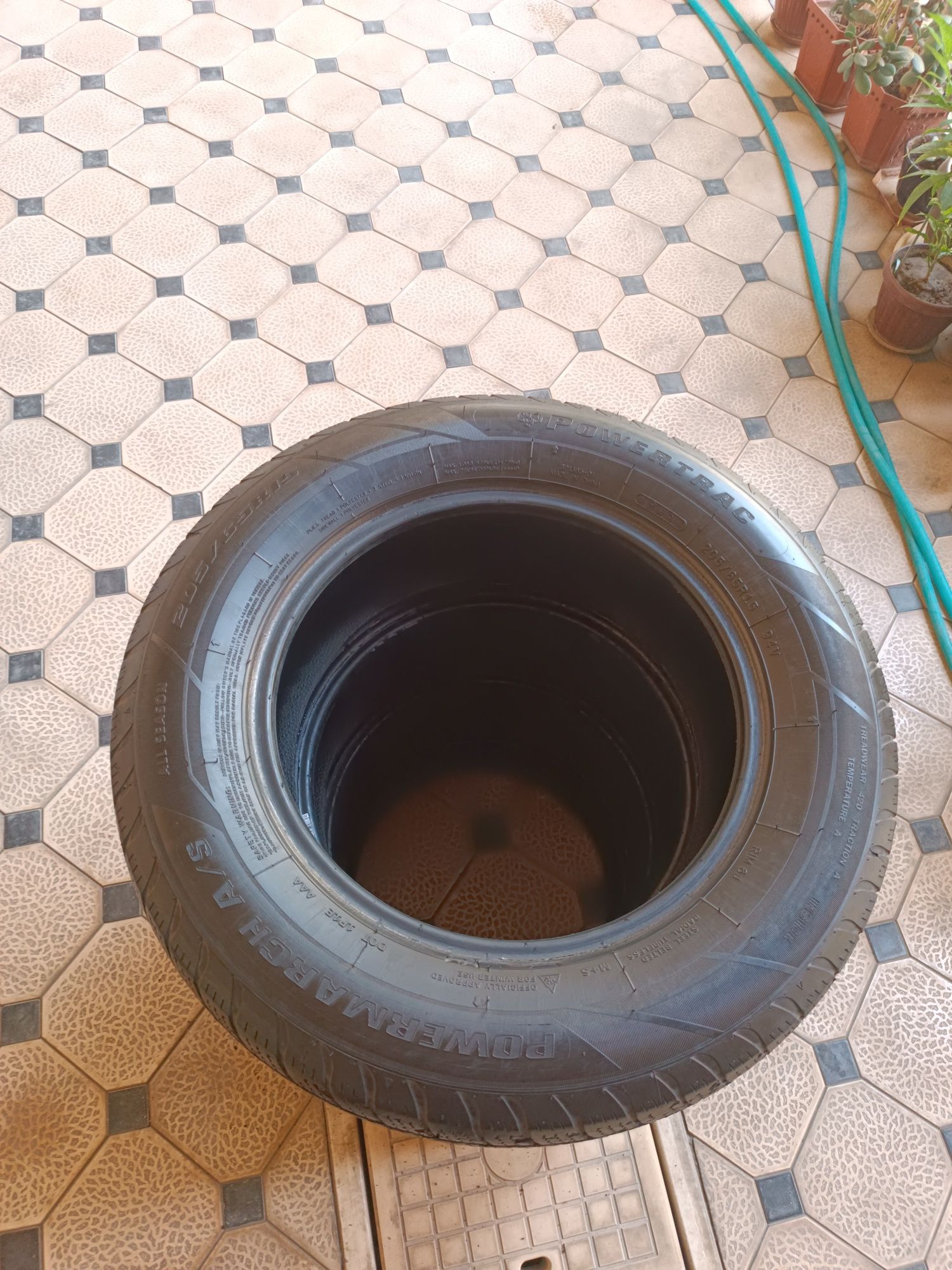 Balon Powertrac 205 65 R15 Holati yaxshi