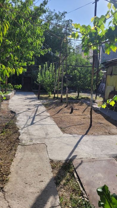 Срочно продам участок 6,5 соток в Яшнабадском районе.