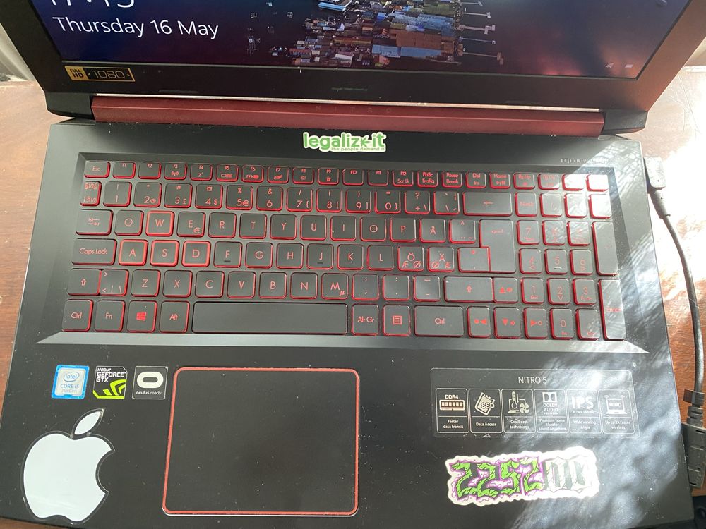 Laptop acer nitro 5 i5 7300 16gb gtx1050