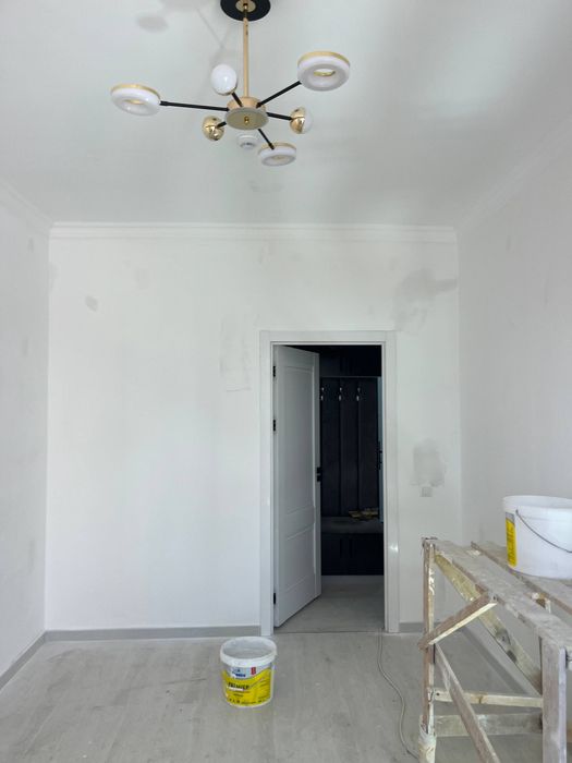 Uyni ichidagi remontga taklif qilamz yotoq joy va 3 mahal ovqat bor