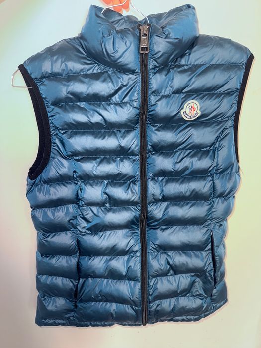 Moncler елек s-xs размер или за деца