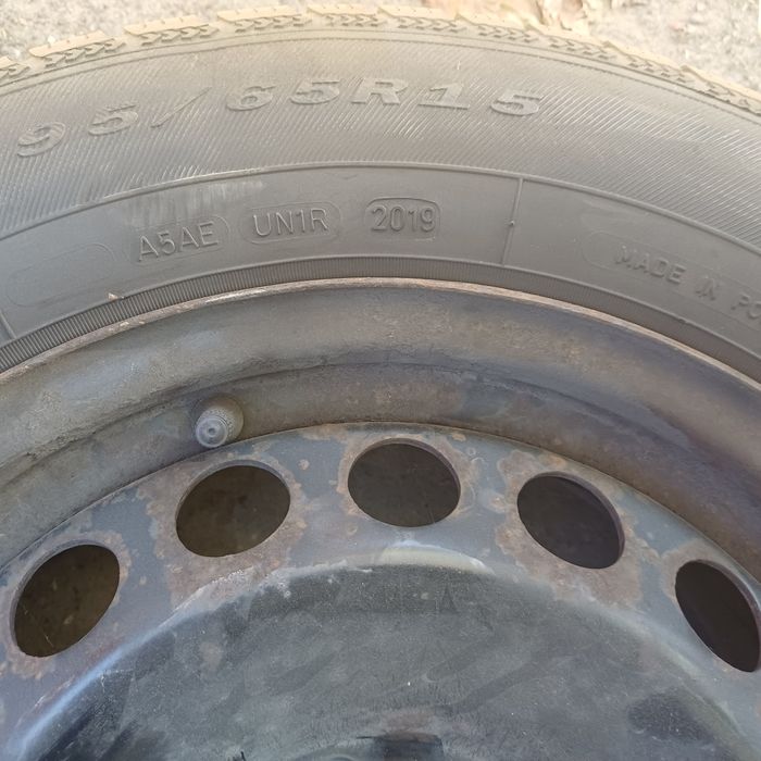 Cauciucuri de iarna 195/65/15