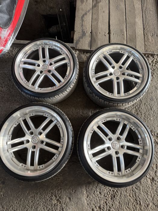 18 R  215/35 balon holati yahshi