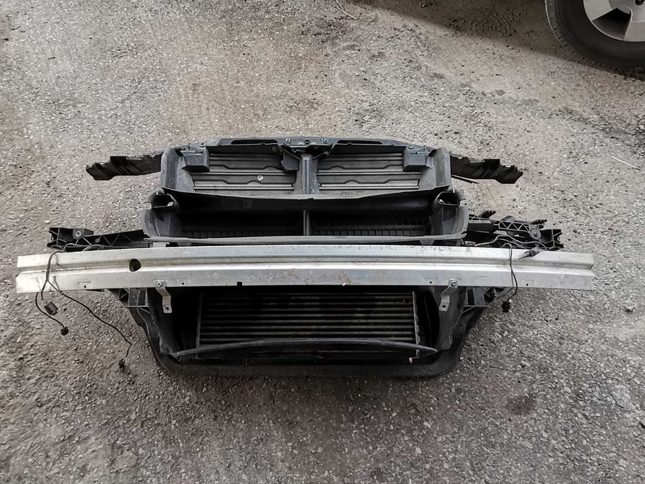 Очиларка предница  радятори Буфер перка греда BMW E83 X3 2.0d x Drive