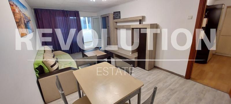 Дава се под наем Двустаен апартамент в Варна, ЖП Гара - 50 кв.м за 325 € - Снимка #1