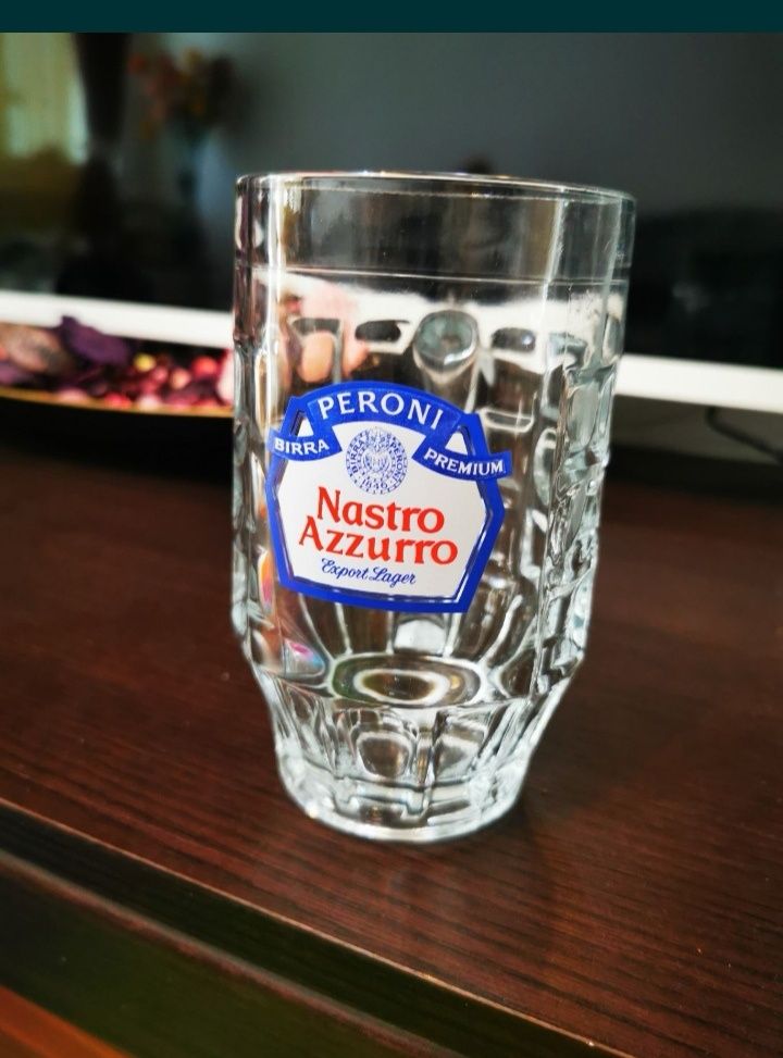 Halbă Peroni deosebita