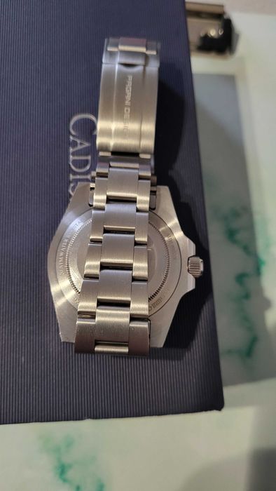 Продавам механичен часовник Cadisen с японски механизъм Seiko NH 35