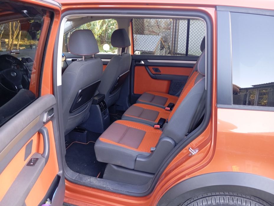 Touran cross impecabil