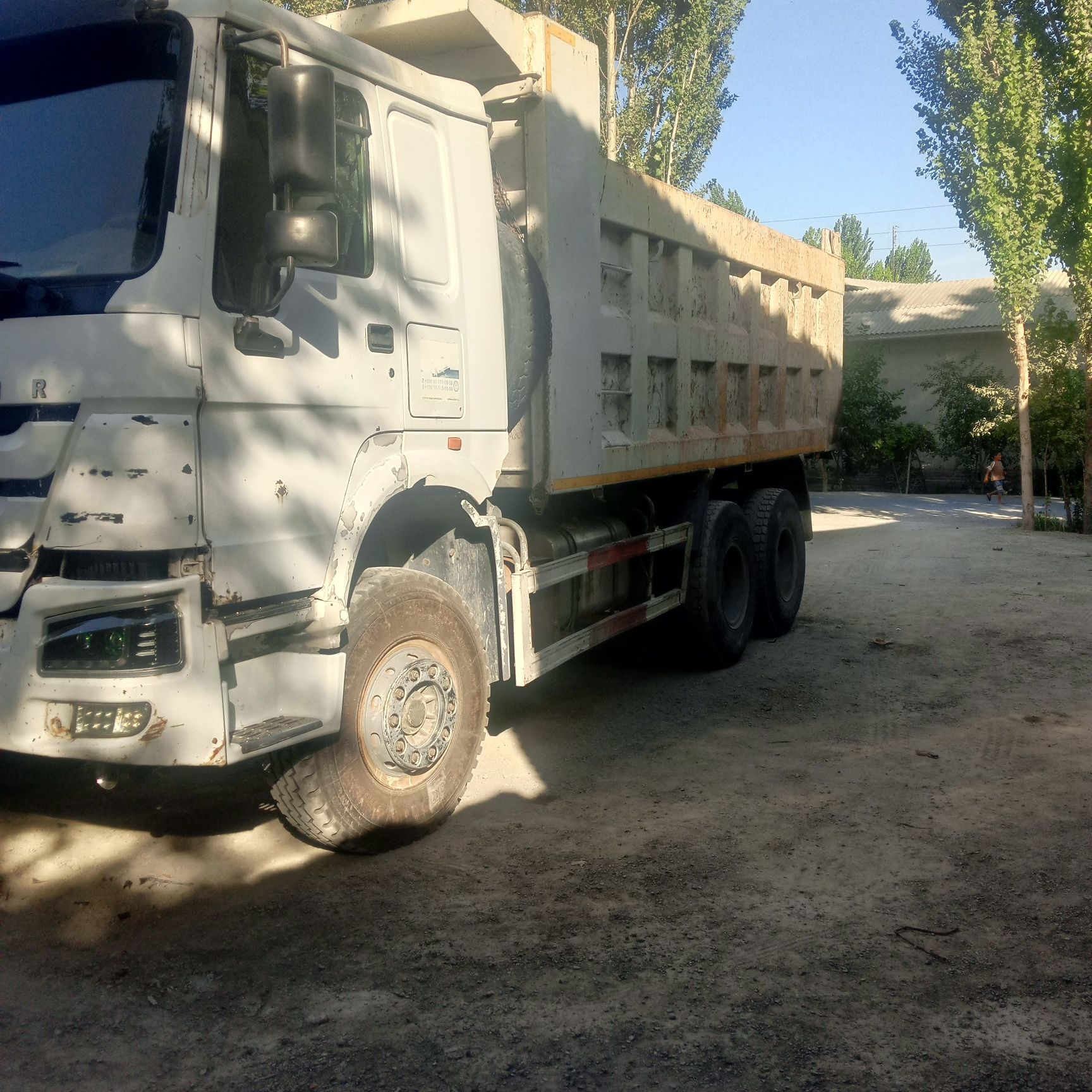Sifatli shlakablok mahsuloti razmer 17/35 narxi 2500 som fargona