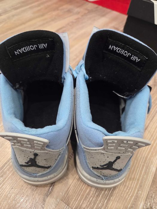 Маратонки unisex- 37 номер Jordan4