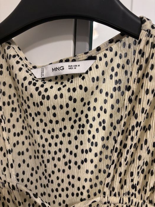 Bluza office/eleganta fluida si delicata, marimea M, Mango