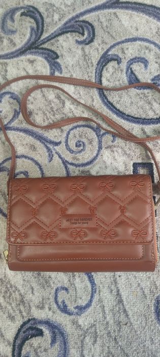 Продам новую женскую сумочку