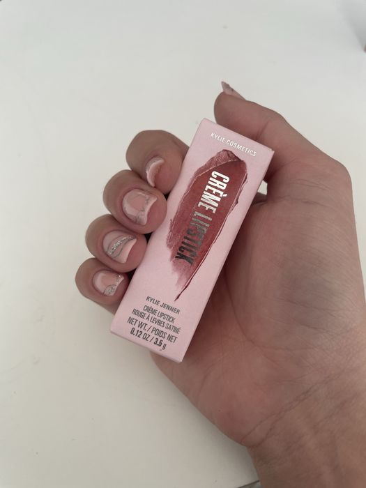 Ruj cremos Kylie Cosmetics