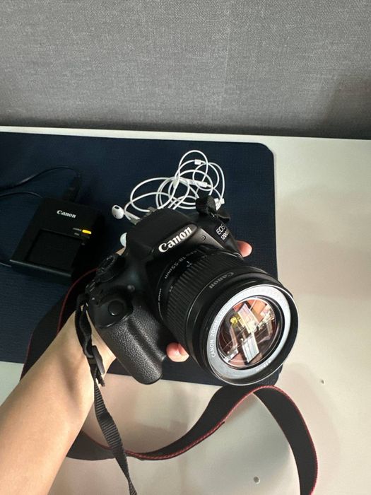 Canon eos 1200D. обмен есть.