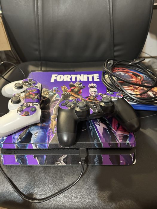 Ps4 Slim 1Tb 2 controler