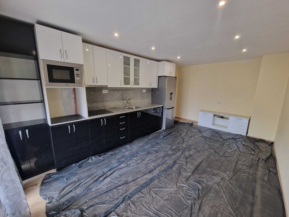 Многостаен апартамент за продажба в кв. Еленово на гр. Благоевград.