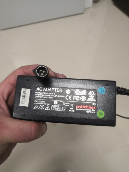 Alimentator 24v/2.4 A