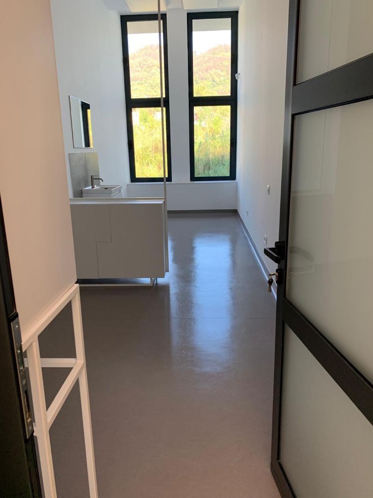 Servicii de curatenie birouri si scari de bloc